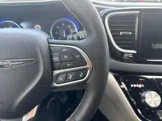Chrysler Pacifica 2024 Touring L 4dr Mini-Van