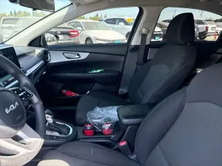 Kia Forte 2023 LXS 4dr Sedán