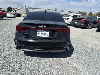 Kia Forte 2023 LXS 4dr Sedán