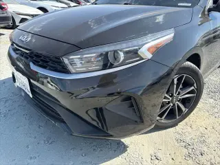 Kia Forte 2023 LXS 4dr Sedán