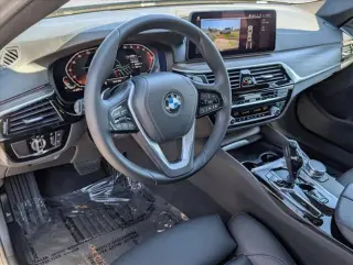 Serie 5 BMW 2023 540i 4p Sedán