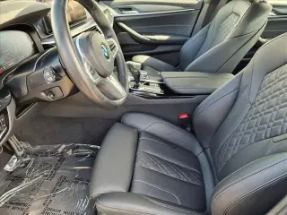 Serie 5 BMW 2023 540i 4dr Sedán