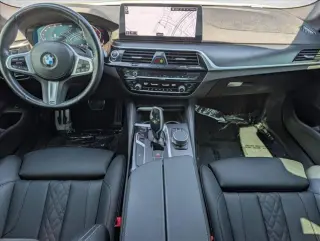 Serie 5 BMW 2023 530i 4p Sedán