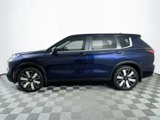 Mitsubishi Outlander 2025 SE 4p SUV
