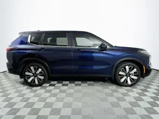 Mitsubishi Outlander 2025 SE 4p SUV