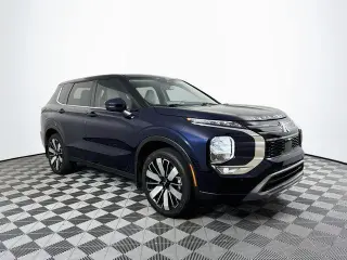 Mitsubishi Outlander 2025 SE 4p SUV