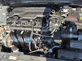 Hyundai ELANTRA 2024 SEL Sedán de 4 puertas