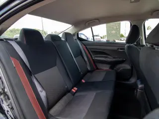 Nissan Versa 2024 SR 4dr Sedán