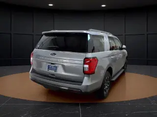 Ford Expedition 2022 4x4 XLT 4dr SUV