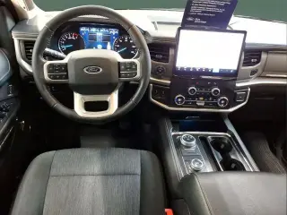 Ford Expedition 2022 4x4 XLT 4dr SUV