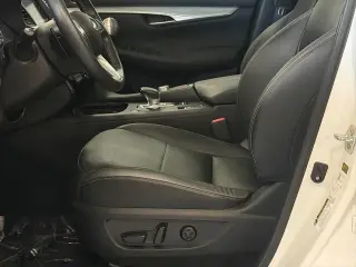 INFINITI QX50 2022 AWD Essential 4p Crossover