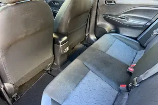 Nissan Versa 2025 SV Sedán de 4 puertas