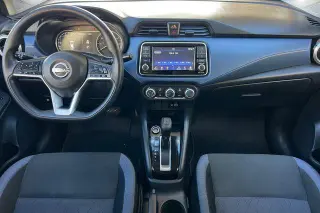 Nissan Versa 2025 SV Sedán de 4 puertas