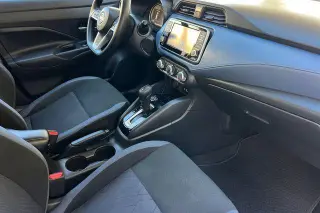Nissan Versa 2025 SV Sedán de 4 puertas