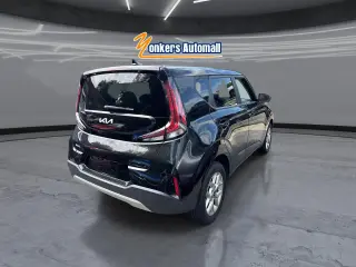 Kia Soul 2023 LX 4p Crossover