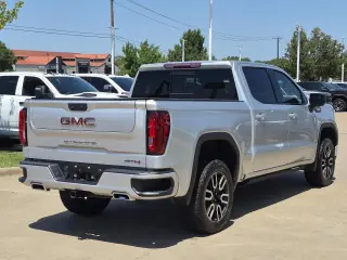 GMC Sierra 1500 2022 4x4 AT4 4p Crew Cab 5.8 ft. CB