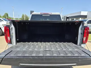 GMC Sierra 1500 2022 4x4 AT4 4p Crew Cab 5.8 ft. CB