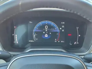 Toyota Corolla Cross 2024 XLE 4dr Crossover