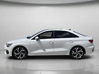 Audi A3 2023 AWD quattro Premium 40 TFSI 4p Sedana