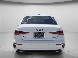 Audi A3 2023 AWD quattro Premium 40 TFSI 4p Sedana