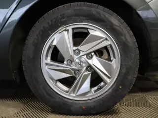 Hyundai ELANTRA 2024 SE 4dr Sedan