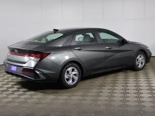 Hyundai ELANTRA 2024 SE 4dr Sedan