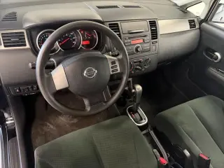 Nissan Versa 2012 1.8 S 4p Hatchback 6M