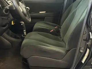 Nissan Versa 2012 1.8 S 4p Hatchback 6M