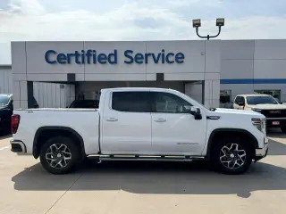 GMC Sierra 1500 2024 4x4 SLT 4 puertas Crew Cab largo 1.76 m