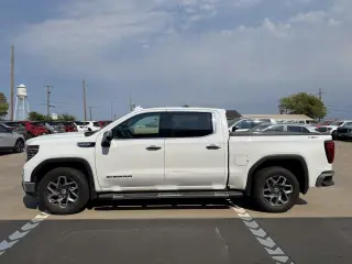 GMC Sierra 1500 2024 4x4 SLT 4 puertas Crew Cab largo 1.76 m