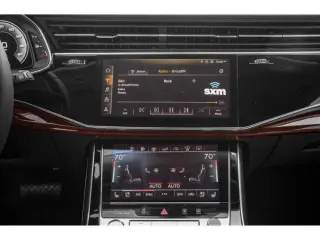 Audi Q8 2023 AWD quattro Premium Plus 55 TFSI SUV de 4 puertas