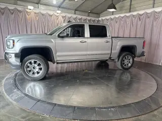 GMC Sierra 1500 2017 4x4 SLT 4dr Crew Cab 5.8 ft. SB