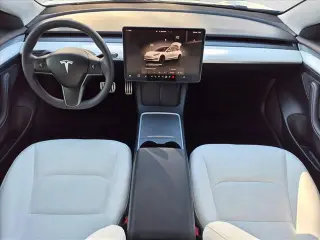 Tesla Model 3 2023 AWD Performance 4dr Sedan