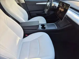 Tesla Model 3 2023 AWD Performance 4dr Sedan
