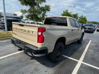 Chevrolet Silverado 1500 2022 4x4 LT Trail Boss 4p. Cabina Crew Crew 5.8 ft. CB