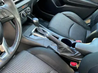 Mazda Mazda3 2014 i Touring 4dr Sedan 6M