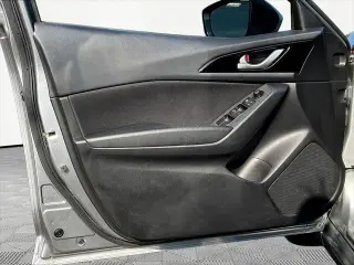 Mazda Mazda3 2014 i Touring 4dr Sedan 6M