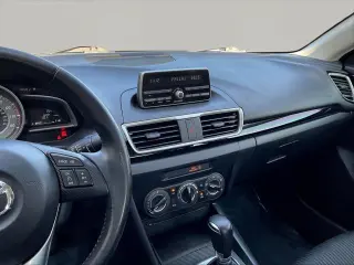Mazda Mazda3 2014 i Touring 4dr Sedan 6M