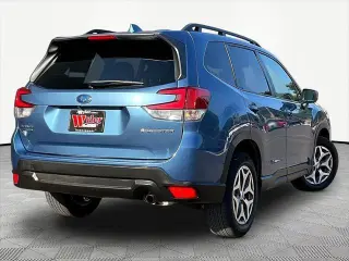 Subaru Forester 2023 AWD Premium 4dr Crossover