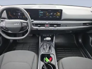 Kia K4 2025 LXS 4p Sedan