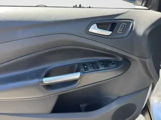 Ford Escape 2017 AWD SE 4dr SUV