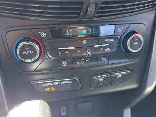Ford Escape 2017 AWD SE 4dr SUV