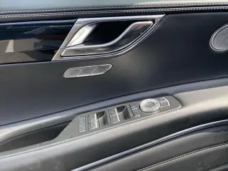 Genesis GV80 2025 AWD 2.5T Estándar 4p SUV
