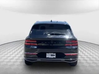 Genesis GV80 2025 AWD 2.5T Estándar 4p SUV
