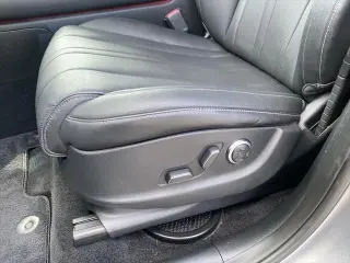 Genesis GV80 2025 AWD 2.5T Standard 4dr SUV