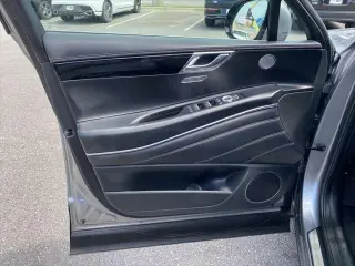 Genesis GV80 2025 AWD 2.5T Standard 4dr SUV