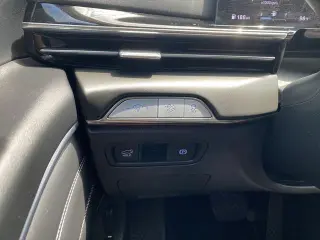 Genesis GV80 2025 AWD 2.5T Standard 4dr SUV