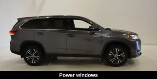 Toyota Highlander Hybrid 2019 con tracción en las fouraz LE 4dr SUV
