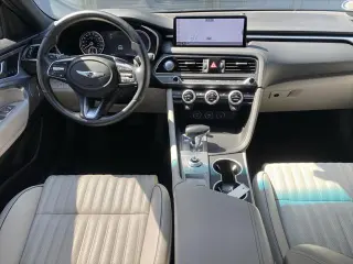 Genesis G70 2022 2.0T 4dr Sedan