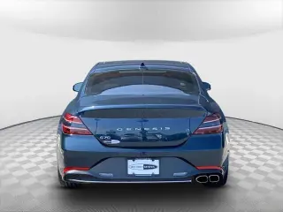 Genesis G70 2022 2.0T 4dr Sedan